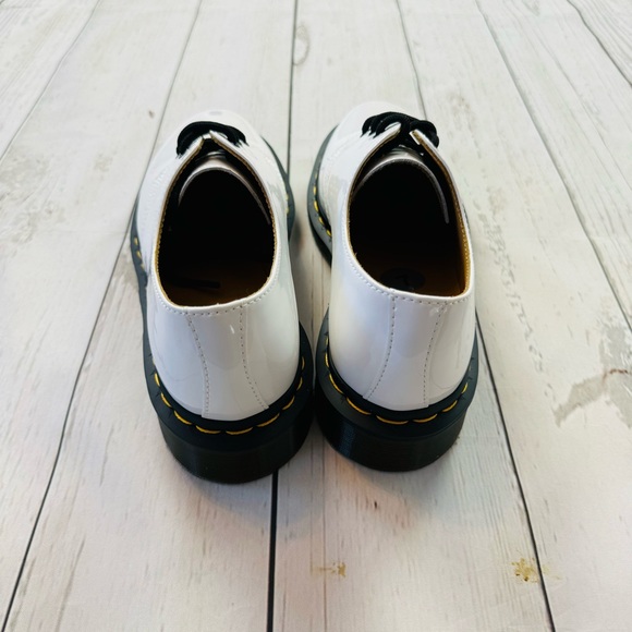Dr Martens 26754 White Women’s Shoes Size 7 - Picture 5 of 12